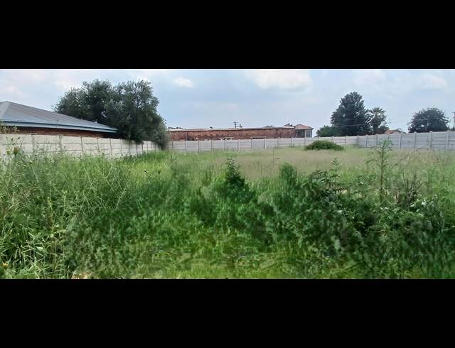 573M² VACANT LAND FOR SALE IN HENLEY ON KLIP